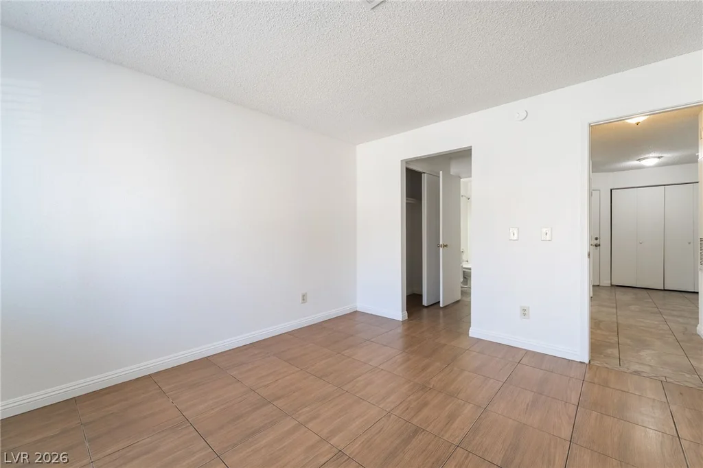 6863 Tamarus, Las Vegas, NV 89119