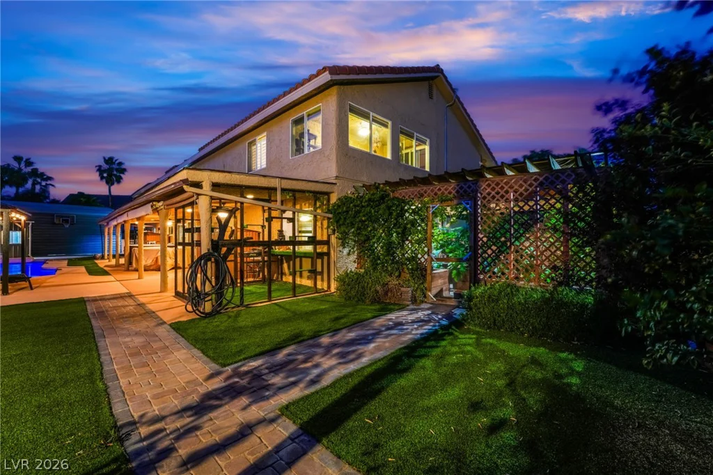 2897 Buffalo, Las Vegas, NV 89117