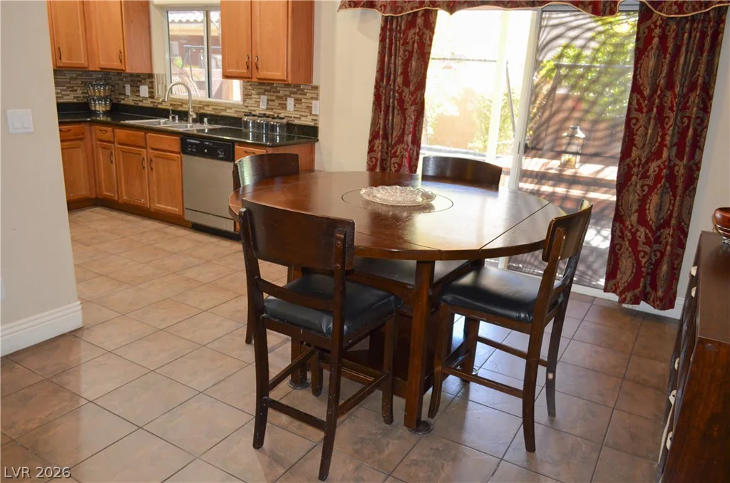 5596 Prospectors Creek, Las Vegas, NV 89122