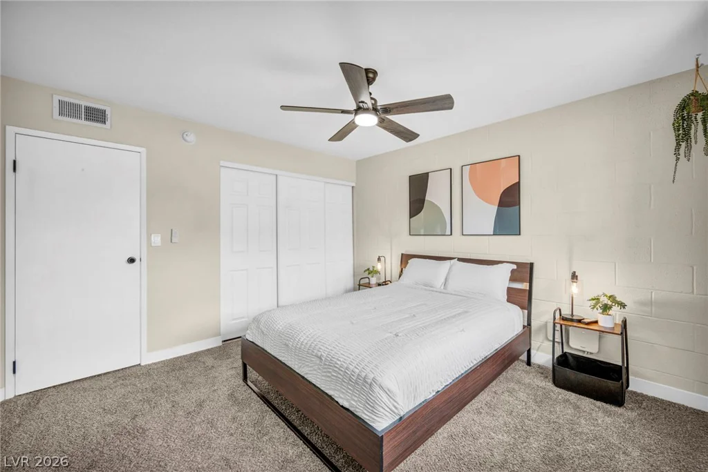 913 De Met, Las Vegas, NV 89119