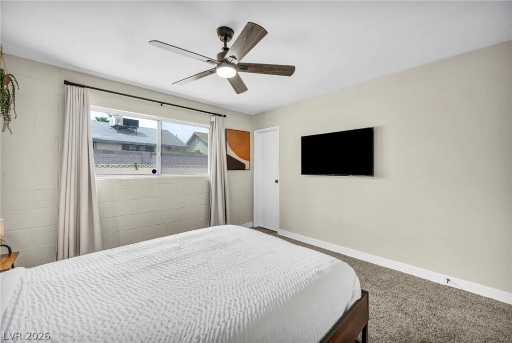 913 De Met, Las Vegas, NV 89119