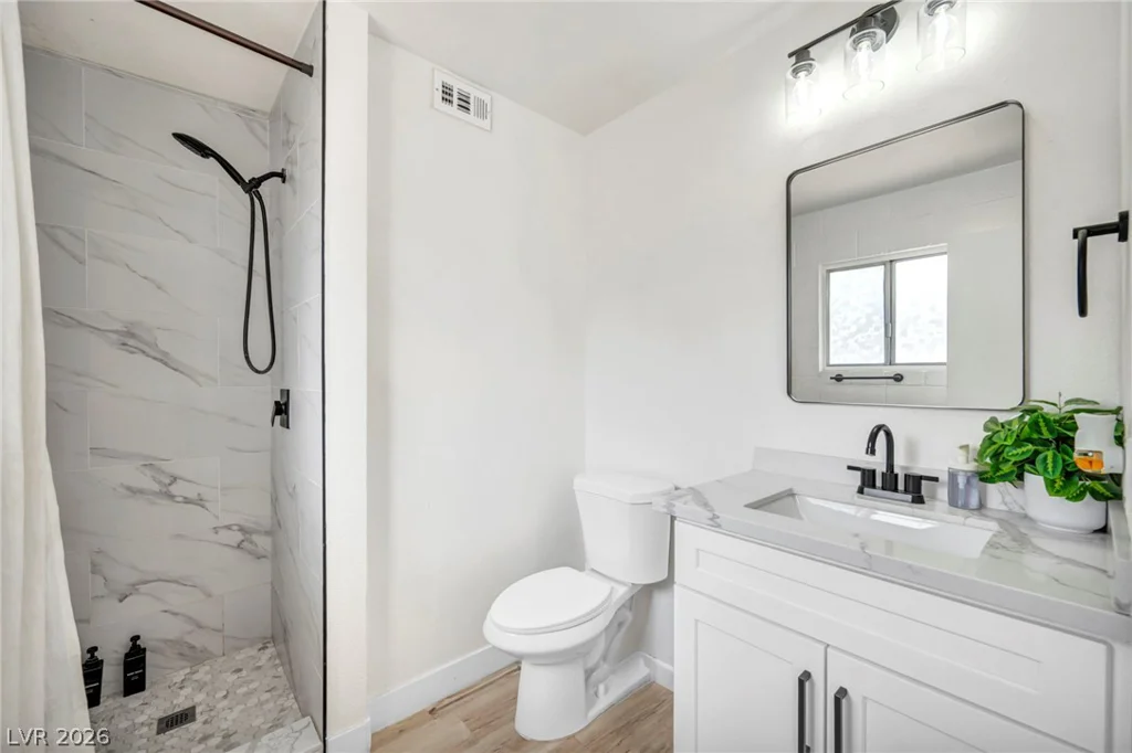 913 De Met, Las Vegas, NV 89119