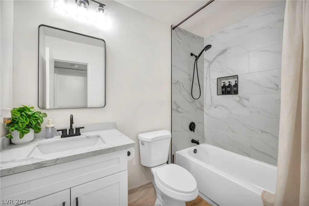 913 De Met, Las Vegas, NV 89119
