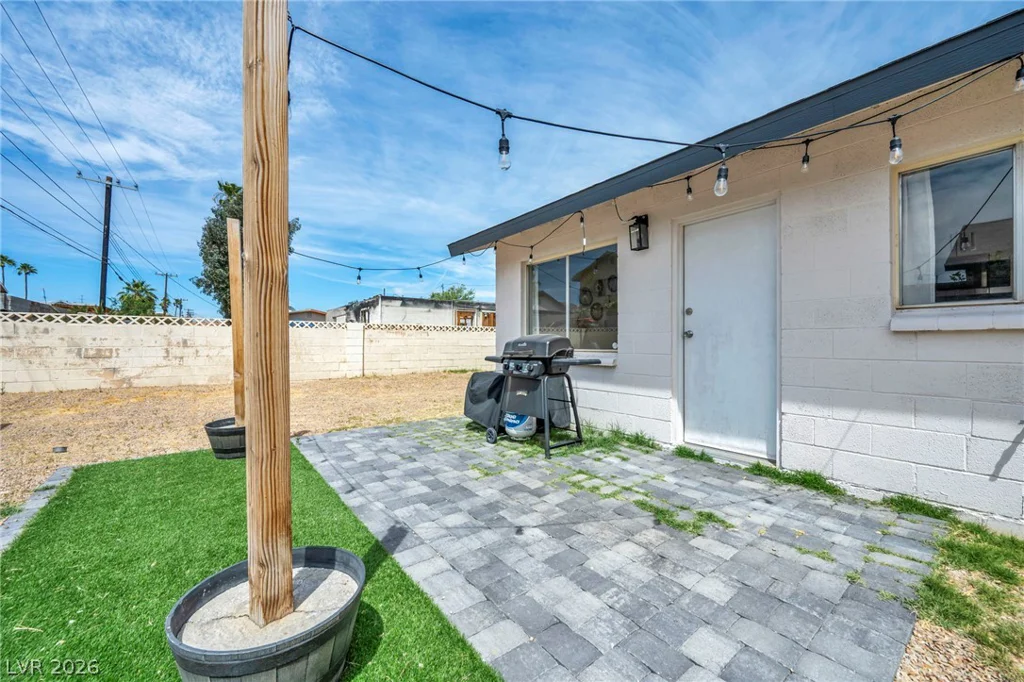 913 De Met, Las Vegas, NV 89119