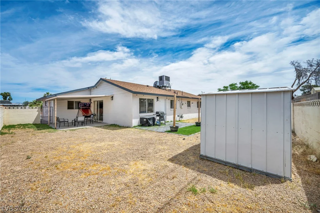 913 De Met, Las Vegas, NV 89119