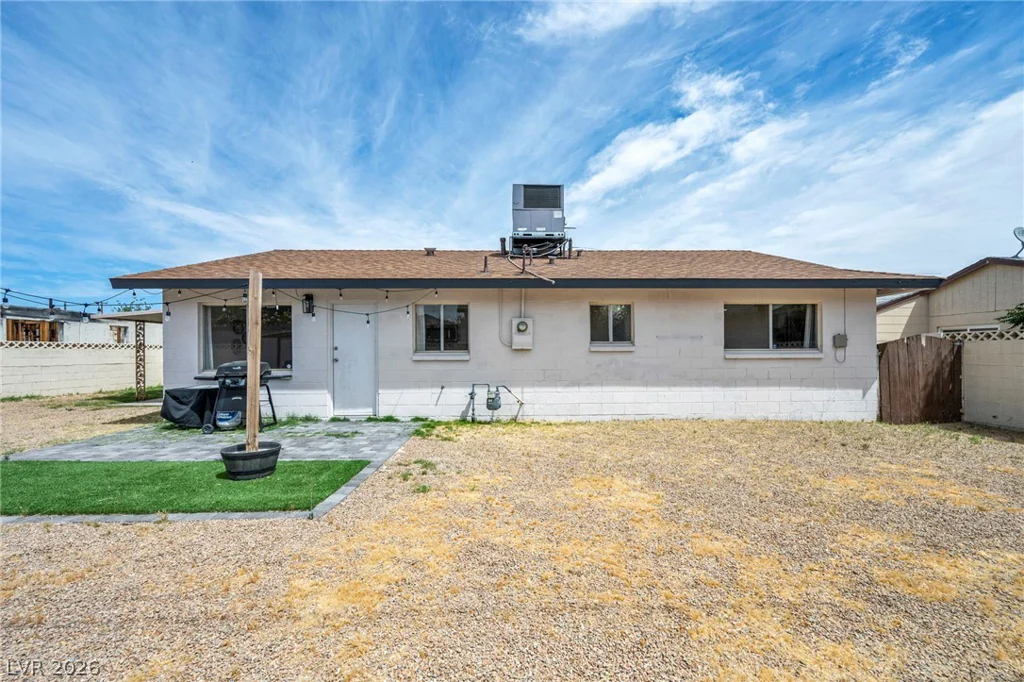 913 De Met, Las Vegas, NV 89119