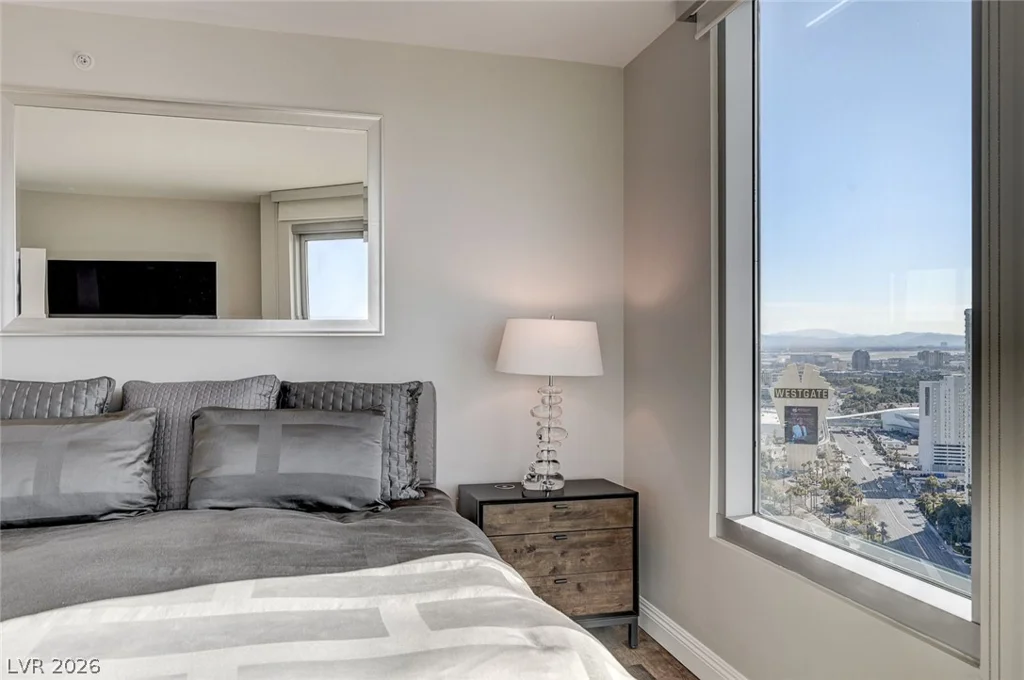 222 Karen, Las Vegas, NV 89109