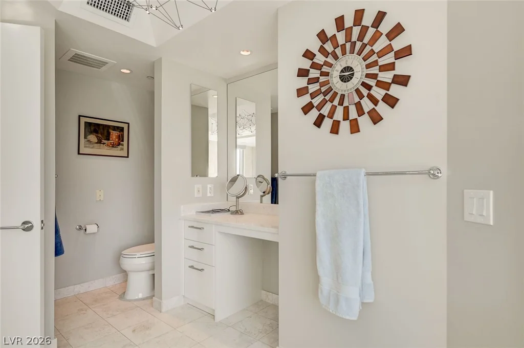 222 Karen, Las Vegas, NV 89109