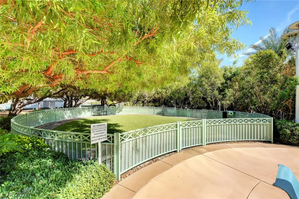 222 Karen, Las Vegas, NV 89109