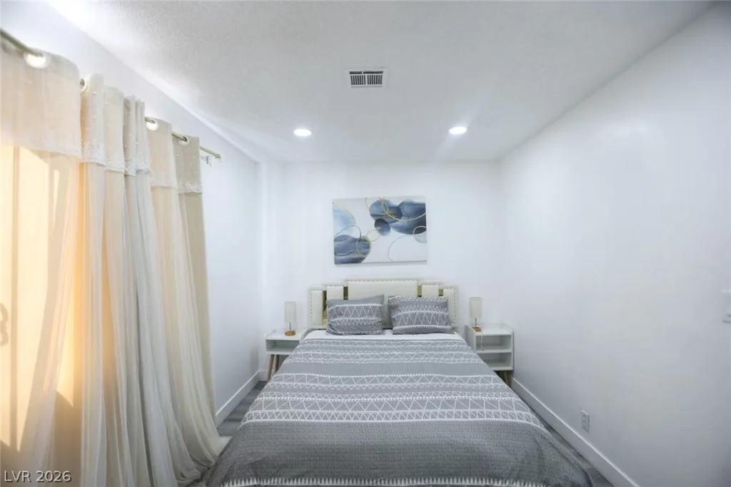3232 Jericho, Las Vegas, NV 89102
