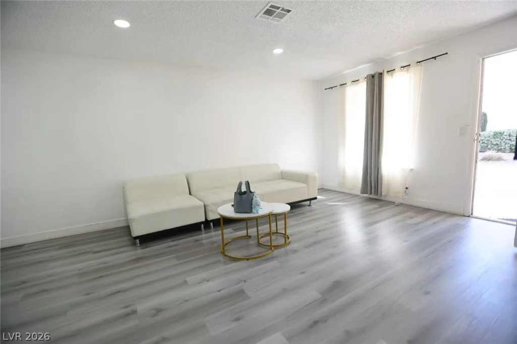 3232 Jericho, Las Vegas, NV 89102