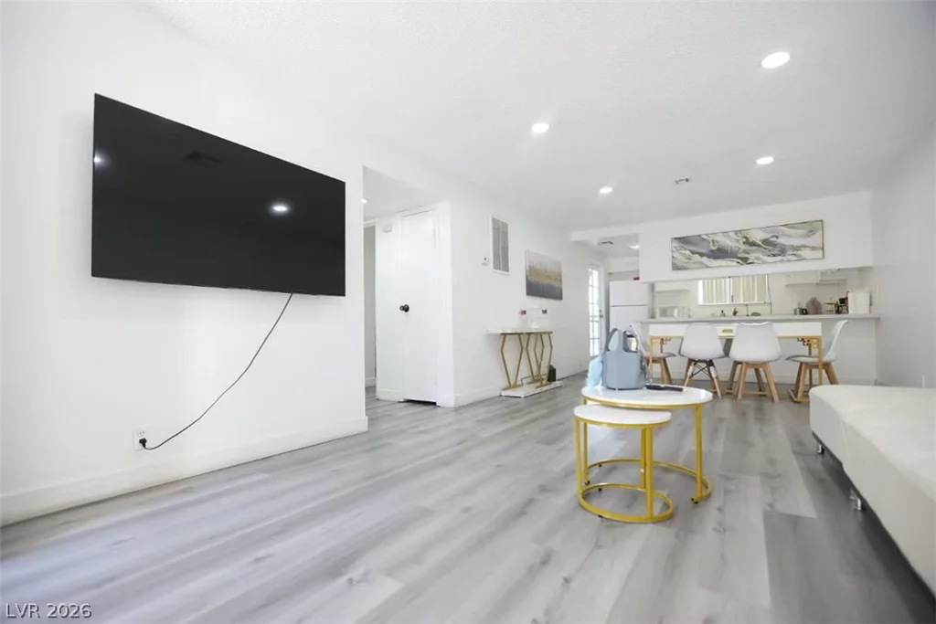 3232 Jericho, Las Vegas, NV 89102