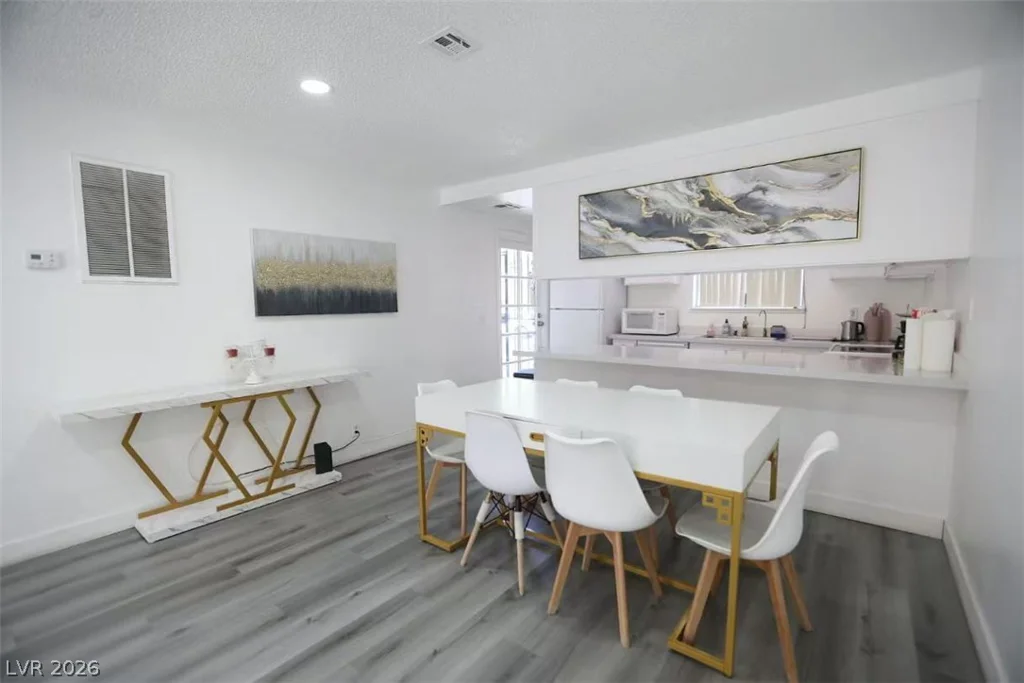 3232 Jericho, Las Vegas, NV 89102