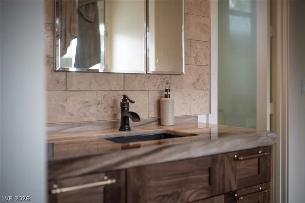 2817 High View, Henderson, NV 89014