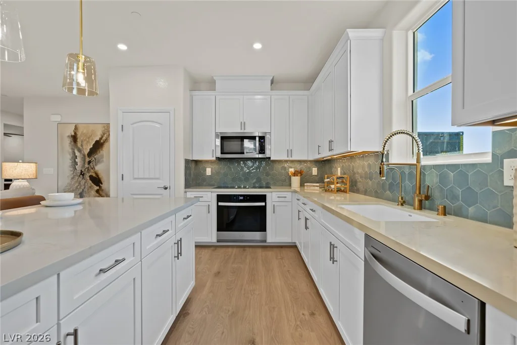 3896 Blooming Orange, Las Vegas, NV 89141