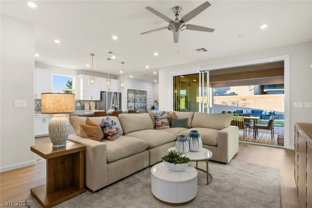 3896 Blooming Orange, Las Vegas, NV 89141