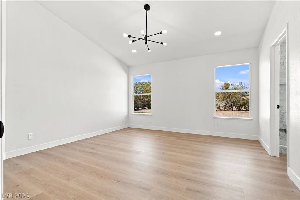4313 Valley Regents, North Las Vegas, NV 89032