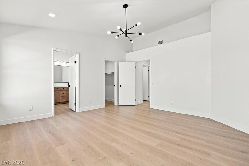 4313 Valley Regents, North Las Vegas, NV 89032