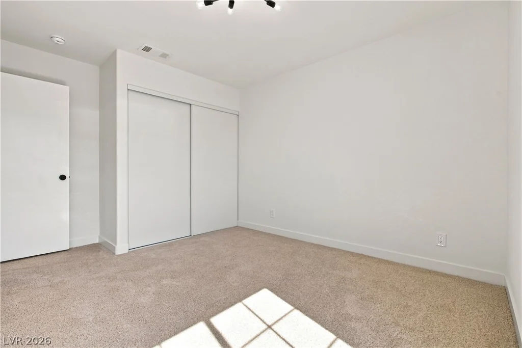 4313 Valley Regents, North Las Vegas, NV 89032