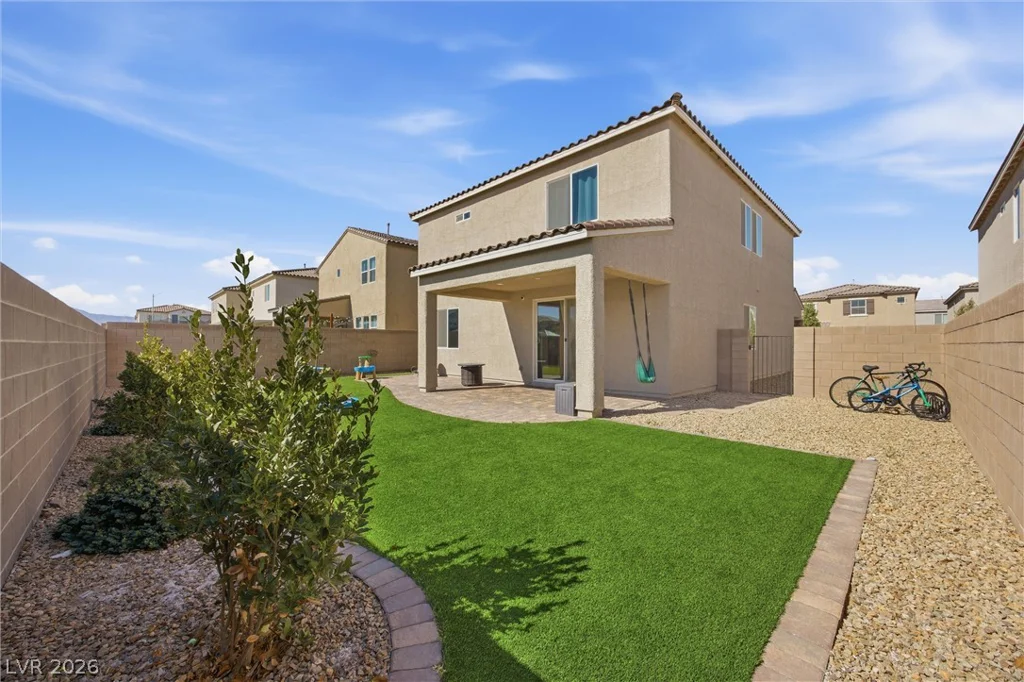 1815 Butterfly Colony, North Las Vegas, NV 89031