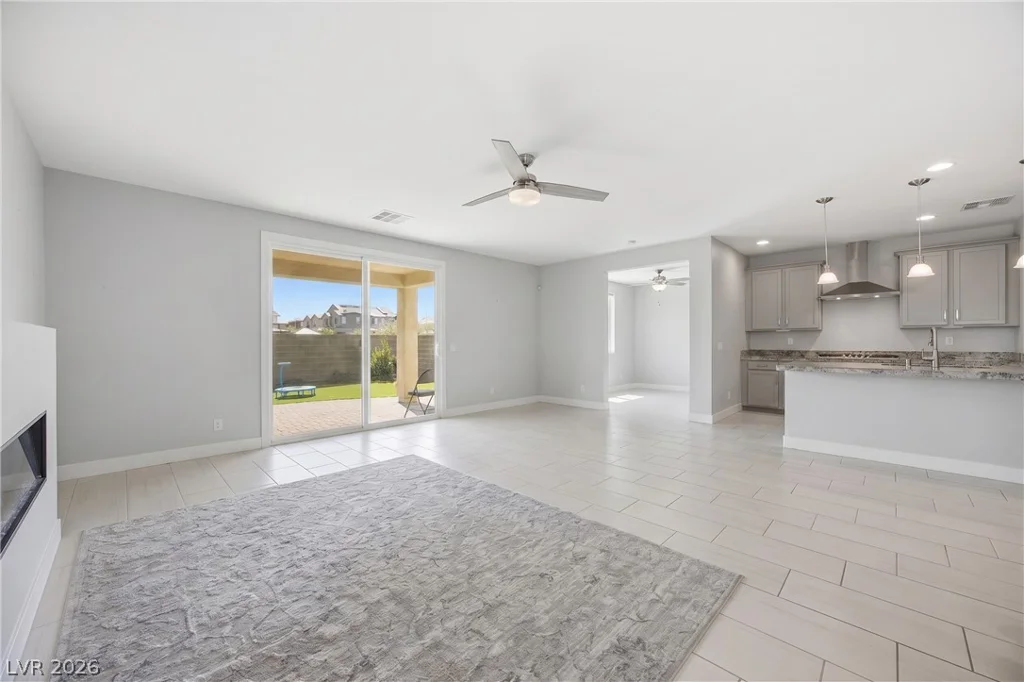 1815 Butterfly Colony, North Las Vegas, NV 89031