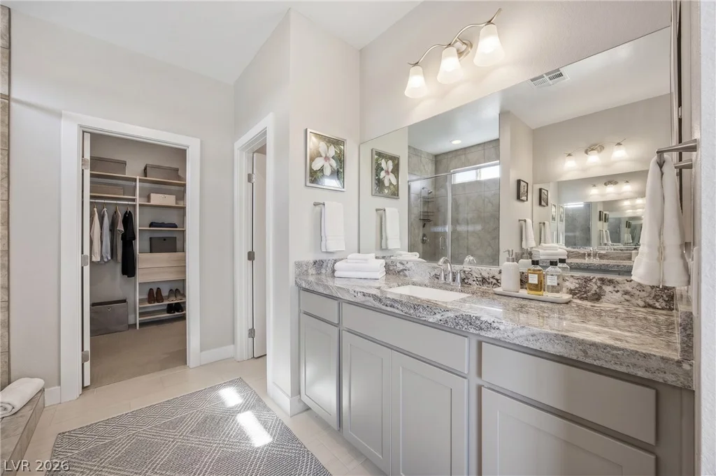 1815 Butterfly Colony, North Las Vegas, NV 89031
