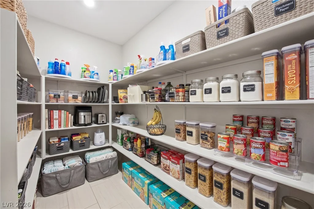 1815 Butterfly Colony, North Las Vegas, NV 89031
