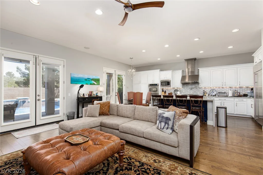 22 Douglas Grove, Henderson, NV 89052