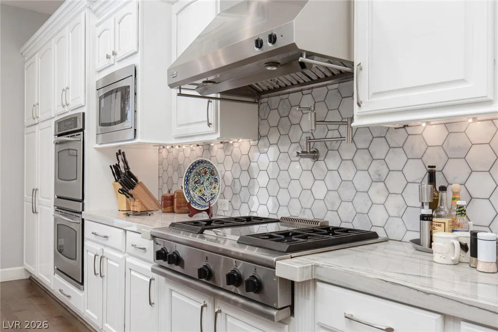22 Douglas Grove, Henderson, NV 89052