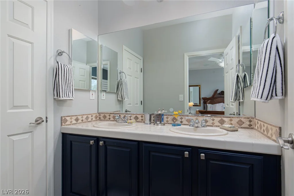 22 Douglas Grove, Henderson, NV 89052