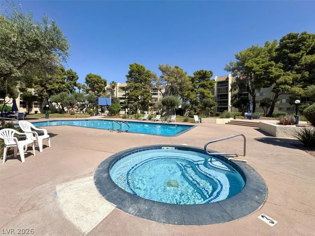 745 Royal Crest, Las Vegas, NV 89169