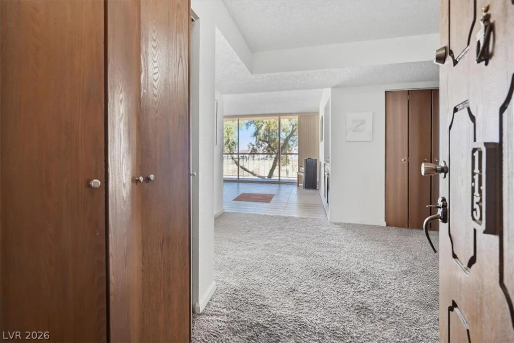 745 Royal Crest, Las Vegas, NV 89169