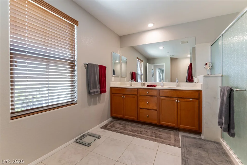982 Twilight Glow, Henderson, NV 89015