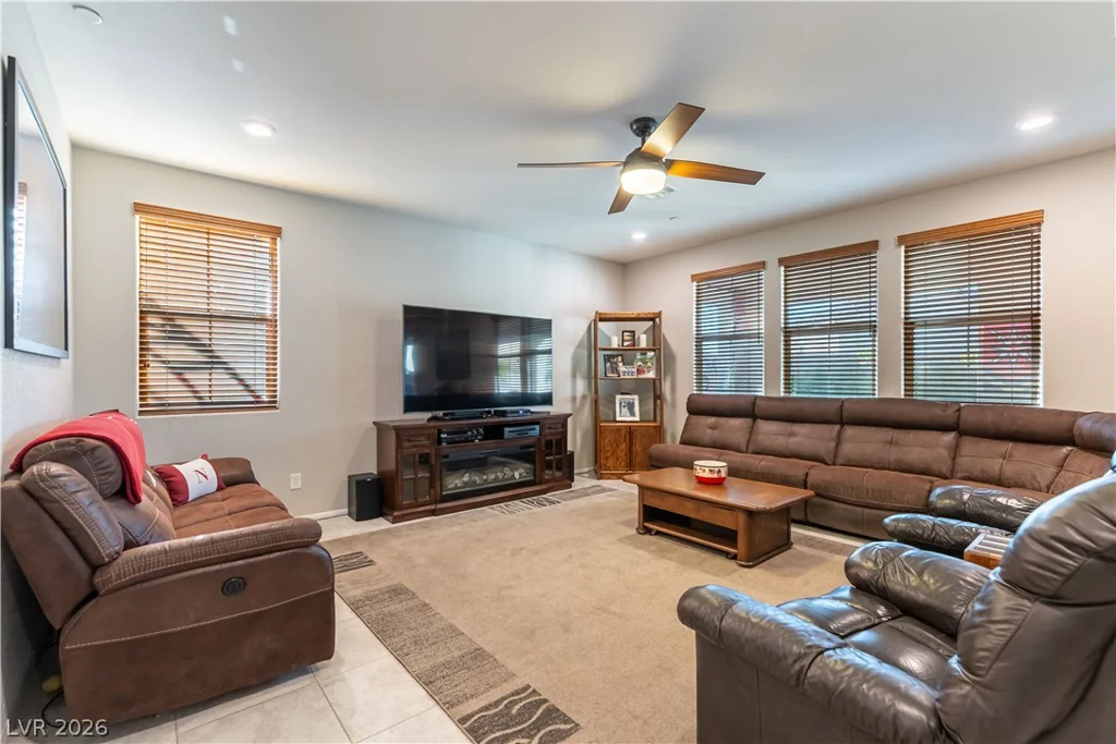 982 Twilight Glow, Henderson, NV 89015