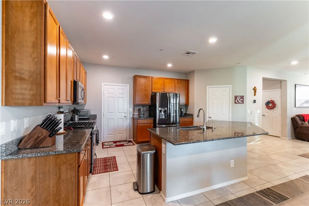 982 Twilight Glow, Henderson, NV 89015