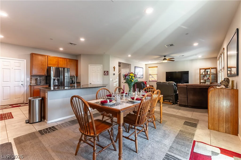 982 Twilight Glow, Henderson, NV 89015