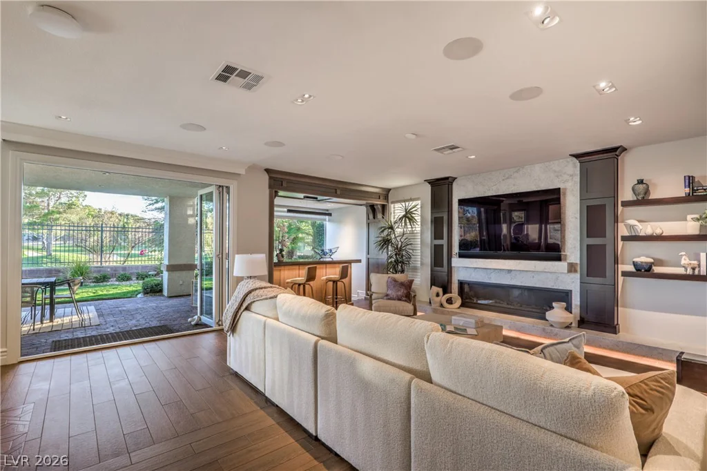1705 Corta Bella, Las Vegas, NV 89134