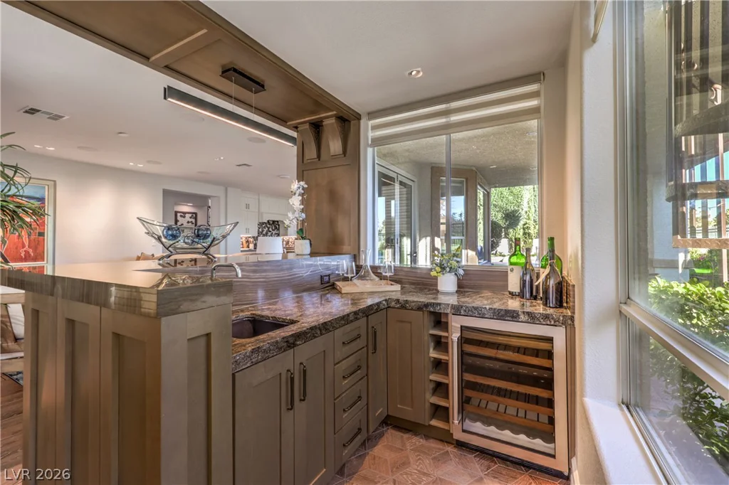 1705 Corta Bella, Las Vegas, NV 89134