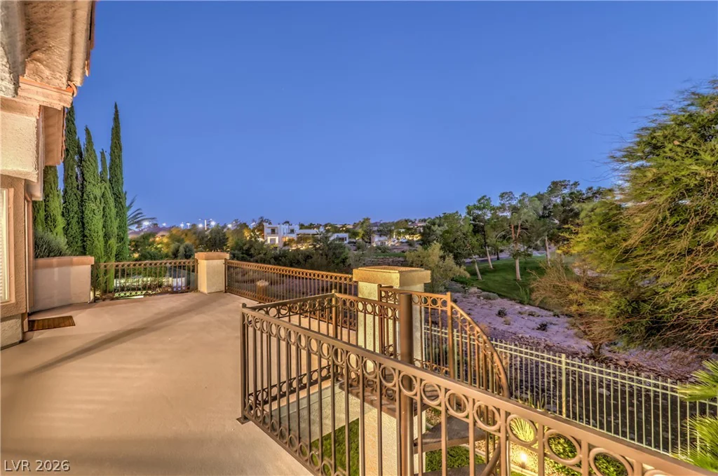 1705 Corta Bella, Las Vegas, NV 89134