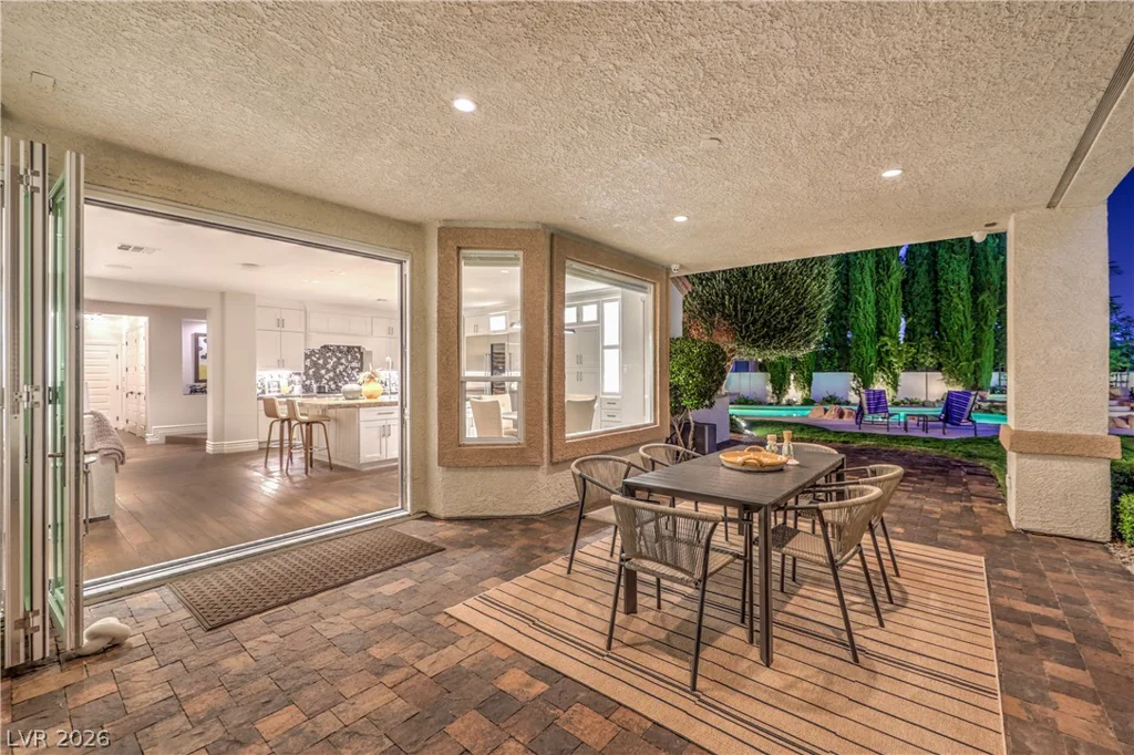 1705 Corta Bella, Las Vegas, NV 89134