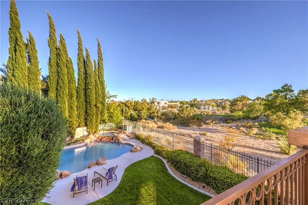 1705 Corta Bella, Las Vegas, NV 89134