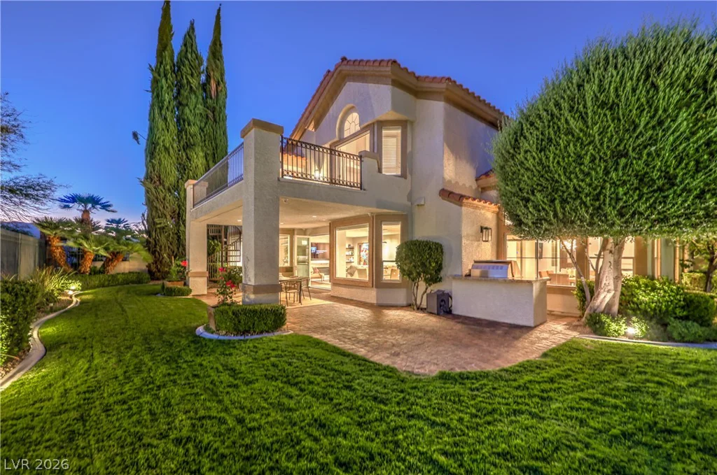 1705 Corta Bella, Las Vegas, NV 89134