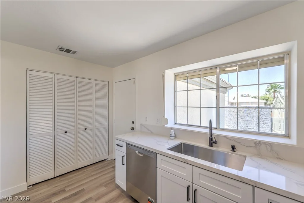 5783 Ballinger, Las Vegas, NV 89142