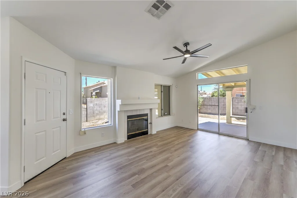 5783 Ballinger, Las Vegas, NV 89142