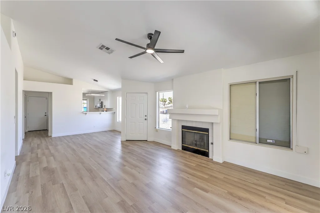 5783 Ballinger, Las Vegas, NV 89142