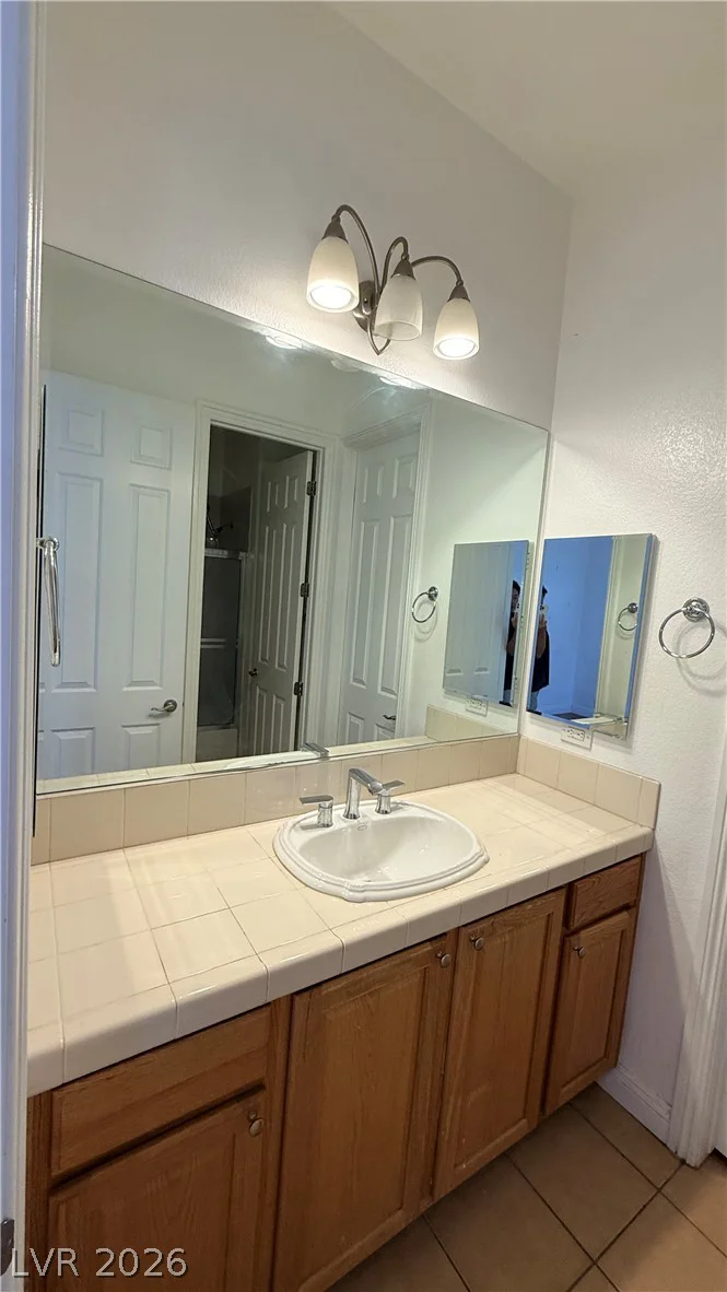 2424 Antrim Irish, Henderson, NV 89044