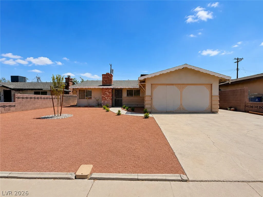 3909 Oakey, Las Vegas, NV 89102