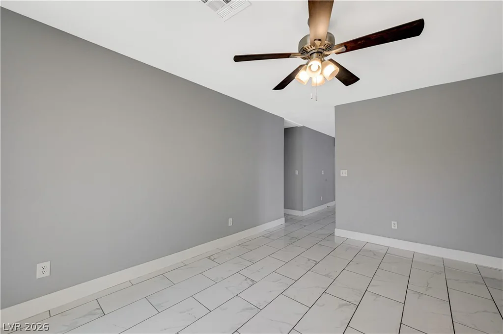 3909 Oakey, Las Vegas, NV 89102