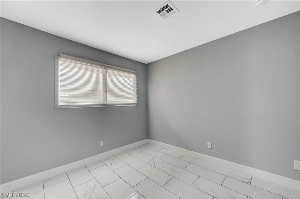 3909 Oakey, Las Vegas, NV 89102