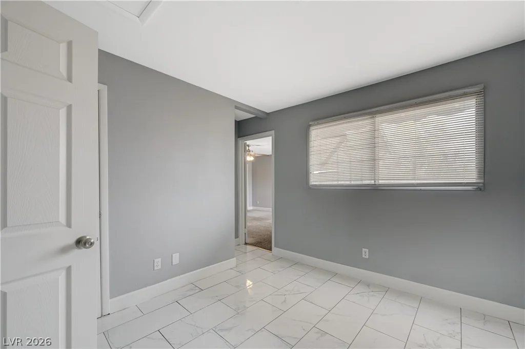 3909 Oakey, Las Vegas, NV 89102